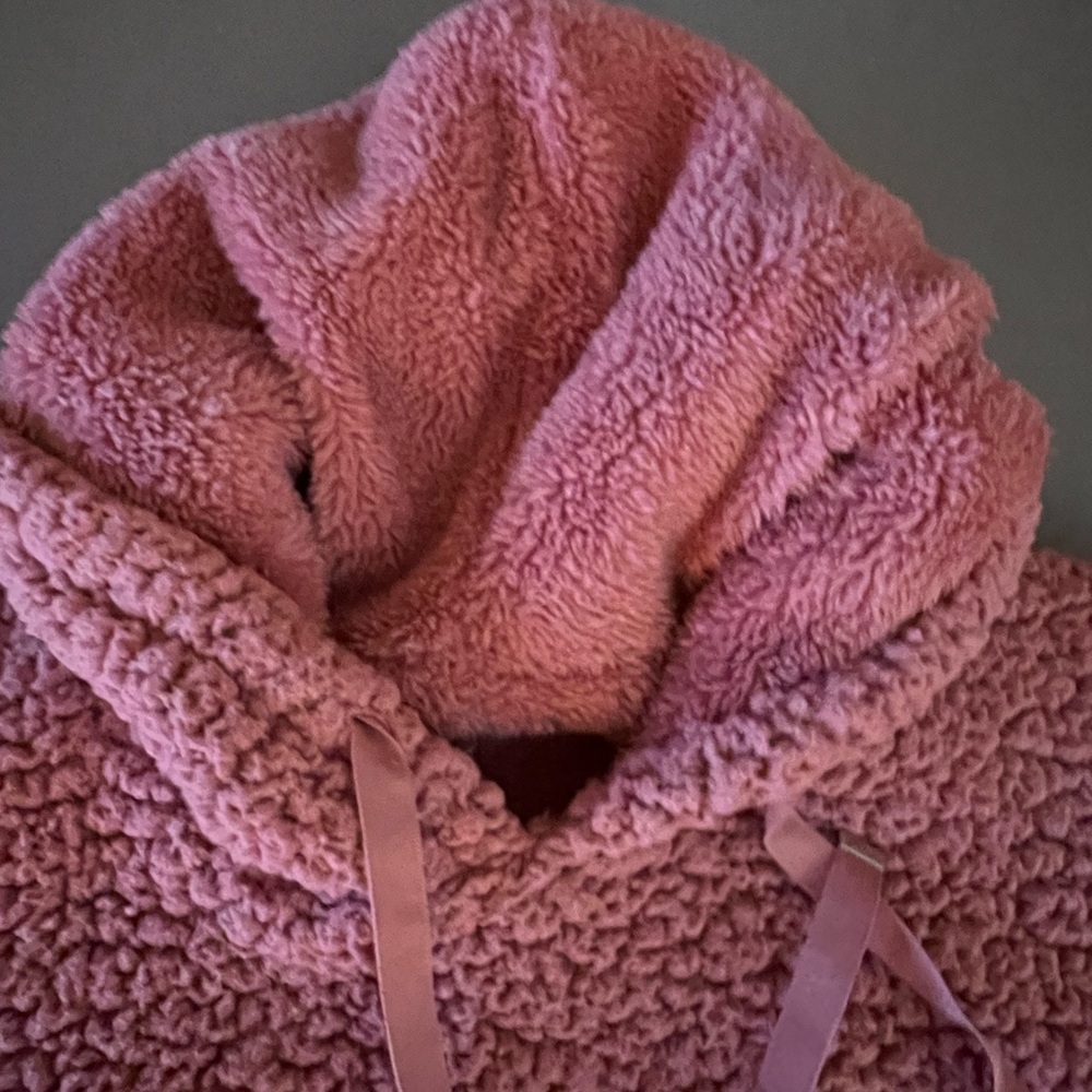 SUMMER SALE: Ci Sono Pink Sherpa women’s Hoodie - Picture 4 of 7